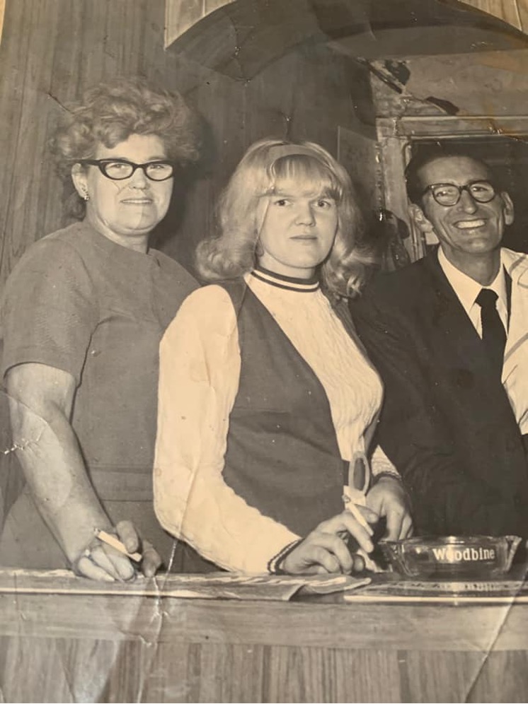 Margaret Walker, Peggy Pritchard, and Mick Ryan in the Bowling Green Inn